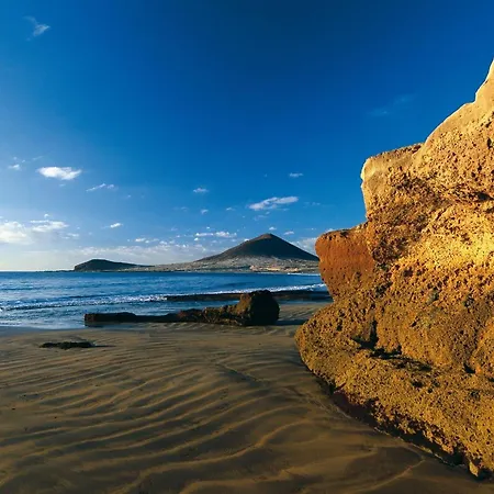 梅达诺酒店 3* 厄尔梅达诺